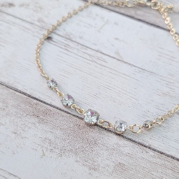 Vintage Avon SAQ Large Bracelet or Anklet Gold Tone with Clear Gems - Picture 2 of 11